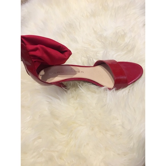 Marc Fisher red heels - Picture 2 of 2